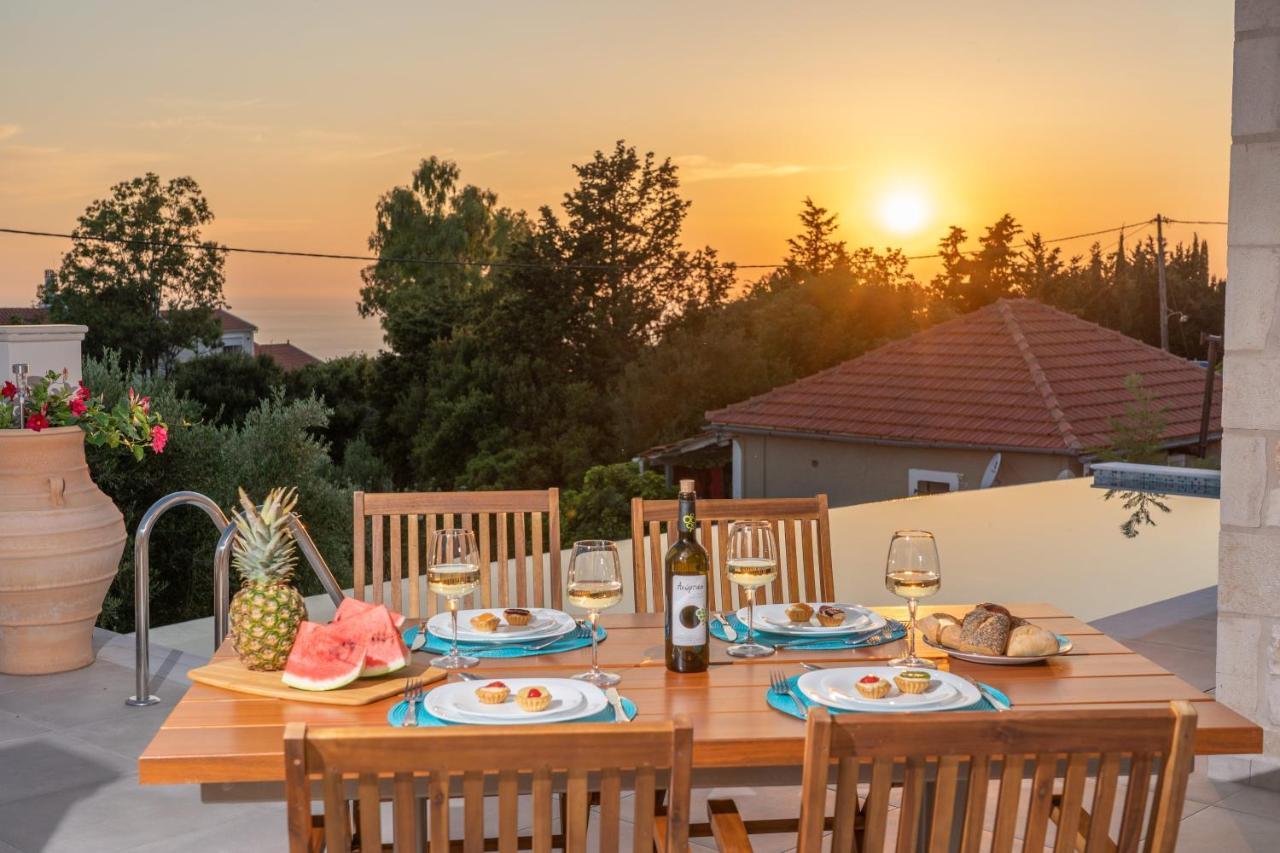 Pitharia Luxury Villa With Amazing Sea Views Khalikeri Luaran gambar